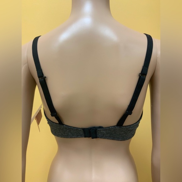 Auden - Picture 2 of 3